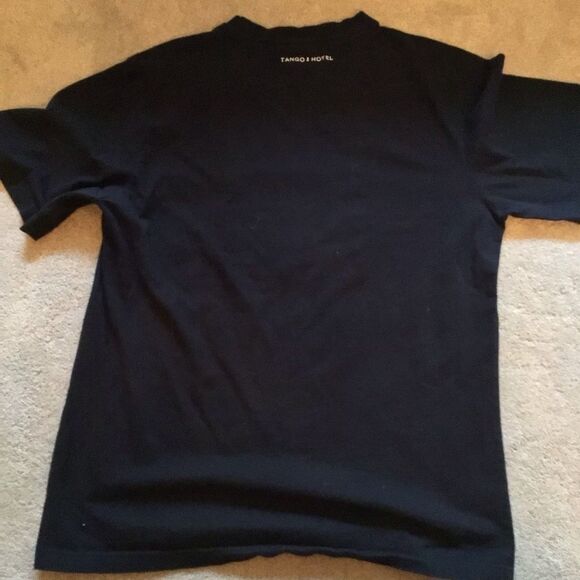 Tango Hotel Canvas to Reality Skull Drip Graphic Tee - Picture 4 of 5